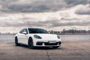 Fototapeta Porsche Panamera 4