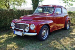 Fototapeta Czerwone Volvo