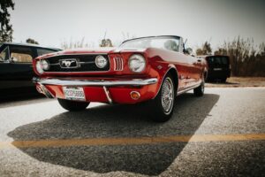 Fototapeta Czerwony Mustang — wzór 58755