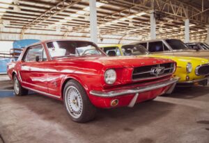 Fototapeta Czerwony Mustang — wzór 2